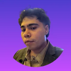 Portrait of Daniel Flores
